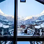 Sky-penthouse With Great Matterhorn View Apartman *